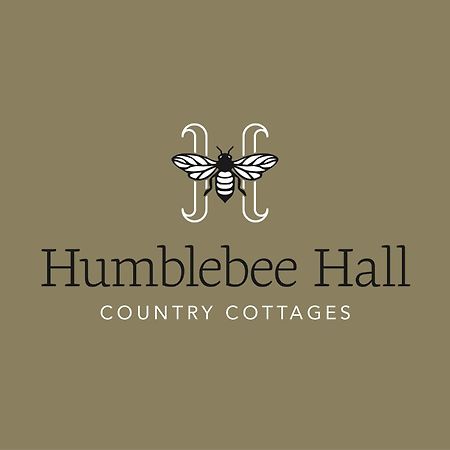 The Treehouse At Humblebee Hall Вустер Екстер'єр фото
